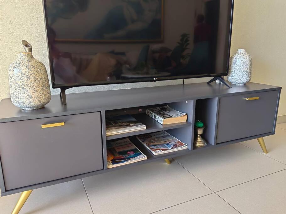 Classy And Cosy Apt - Dainfern Sandton Bagian luar foto