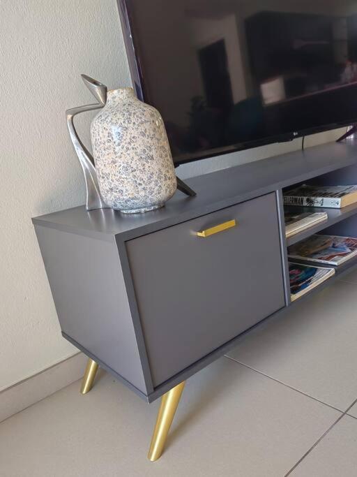 Classy And Cosy Apt - Dainfern Sandton Bagian luar foto